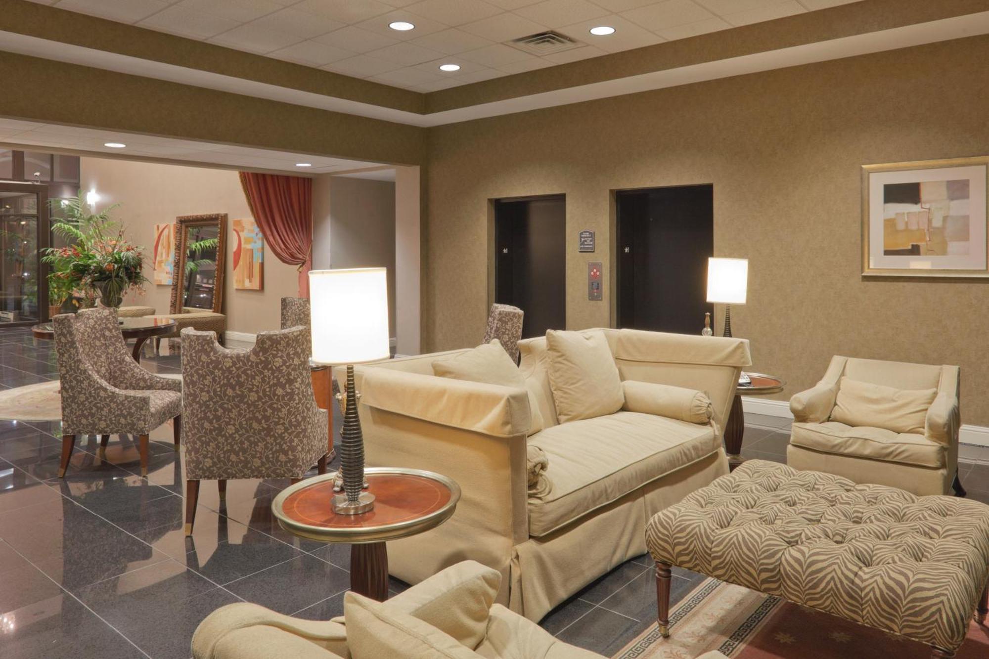 Holiday Inn Carbondale - Conference Center By Ihg Exterior photo